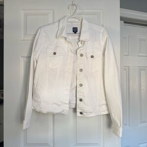GAP White Denim Jacket - Women's Button-Front Jean Jacket